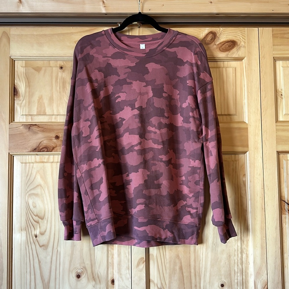 Lululemon sweatshirt